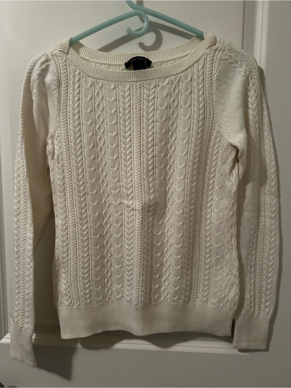 White House Black Market Cream Cable Knit Crewneck Sweater